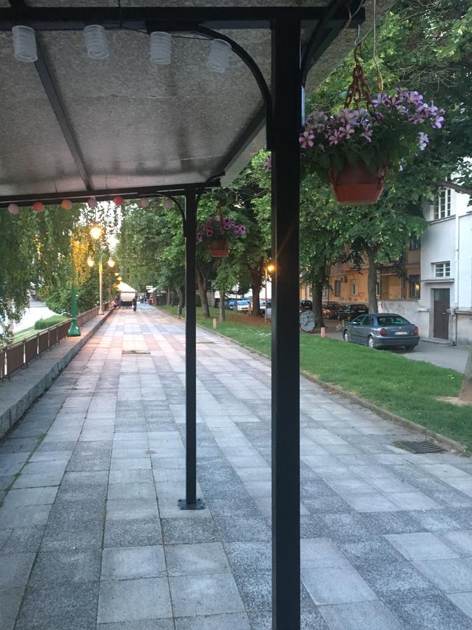 Apartment Sofija Ni エクステリア 写真