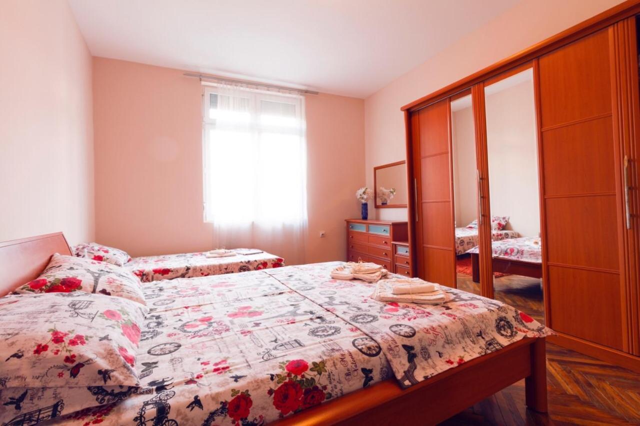 Apartment Sofija Ni エクステリア 写真