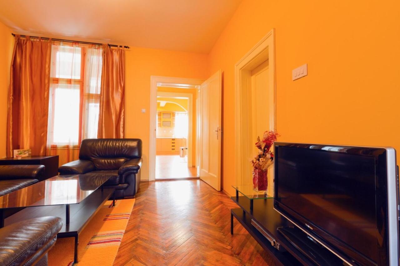 Apartment Sofija Ni エクステリア 写真